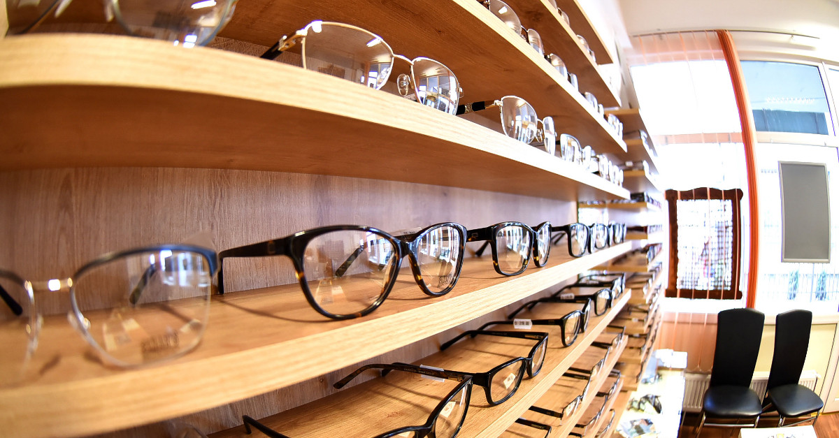 Claudia de la OME OPTICS C.R.M. este unul dintre #clientiiBTMic